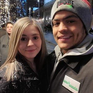 Meet your Posher, Laryssa